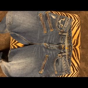 Miss Me skinny jeans